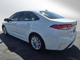 Used 2022 Toyota Corolla LE image 3