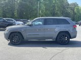 Used 2022 Jeep Grand Cherokee Laredo X image 5