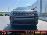 Used 2022 Jeep Compass Latitude image 2