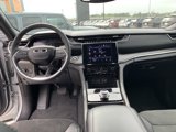 Used 2024 Jeep Grand Cherokee L Altitude image 6