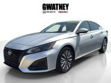 Used 2023 Nissan Altima 2.5 SV image 5