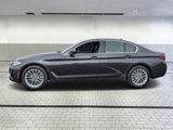 Used 2022 BMW 530i xDrive w/ Premium Package image 2