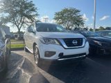 Used 2018 Nissan Pathfinder SV image 4