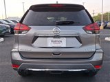 Used 2018 Nissan Rogue SV image 6