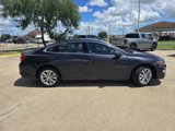 Used 2023 Chevrolet Malibu LT image 2