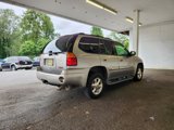 Used 2002 GMC Envoy SLT w/ Professional Technology Pkg image 3