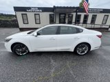 Used 2017 Kia Cadenza Limited image 2