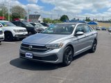 Used 2024 Volkswagen Jetta SE w/ Panoramic Sunroof Package image 6
