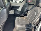 Used 2018 Chrysler Pacifica Touring-L image 6