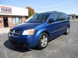 Used 2010 Dodge Grand Caravan SXT image 2