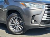 Used 2019 Toyota Highlander XLE image 4