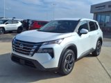 Used 2024 Nissan Rogue SV image 3