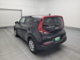 Used 2022 Kia Soul LX image 5
