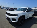 New 2025 Jeep Grand Cherokee Limited w/ Luxury Tech Group II image 3