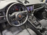 Certified 2024 Porsche Macan image 4