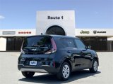 Used 2023 Kia Soul LX image 5