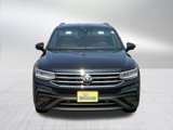 Used 2022 Volkswagen Tiguan SE image 2