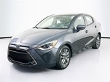 Used 2019 Toyota Yaris XLE image 3
