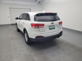 Used 2016 Kia Sorento LX w/ LX Convenience Package image 5