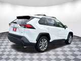 Used 2020 Toyota RAV4 XLE Premium image 3