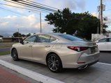 Used 2024 Lexus ES 300h w/ Premium Package image 5