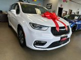 Used 2021 Chrysler Pacifica Touring-L image 3