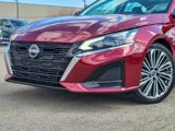 Used 2023 Nissan Altima 2.5 SL image 3