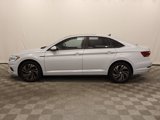 Used 2019 Volkswagen Jetta SEL Premium image 2