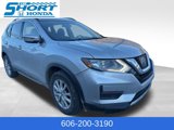 Used 2017 Nissan Rogue SV image 3