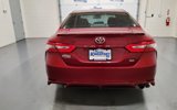 Used 2018 Toyota Camry SE image 4