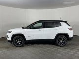 Used 2024 Jeep Compass Limited image 3