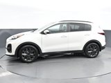 Used 2022 Kia Sportage Nightfall Edition image 4