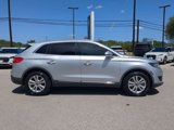 Used 2017 Lincoln MKX Premiere image 2
