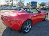 Used 2007 Pontiac Solstice GXP w/ Premium Package image 2