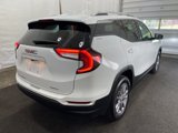 Used 2023 GMC Terrain SLT image 4