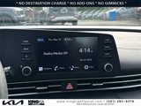 Used 2024 Hyundai Elantra SE image 3