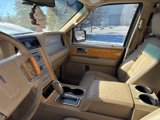 Used 2007 Lincoln Navigator 4WD image 6