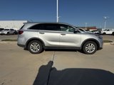 Used 2019 Kia Sorento LX image 3