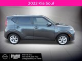 Used 2022 Kia Soul LX w/ Technology Package image 2