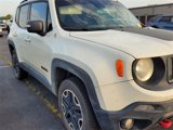 Used 2017 Jeep Renegade Trailhawk image 2