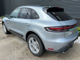 Used 2025 Porsche Macan image 3