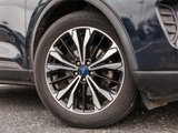 Used 2022 Ford Escape SE w/ SE Sport Appearance Package image 2