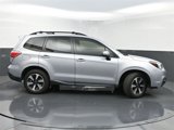 Used 2017 Subaru Forester 2.5i Premium w/ All-Weather Package image 2