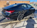 Used 2022 Hyundai Elantra SEL w/ Convenience Package image 4