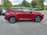 Used 2022 Nissan Rogue SL image 3