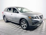 Used 2020 Nissan Pathfinder S image 3