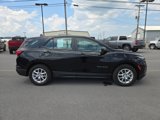 Used 2022 Chevrolet Equinox LS image 2