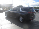Used 2022 Kia Carnival LX image 3