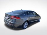 Used 2020 Ford Fusion SE image 4