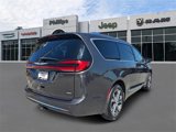 Certified 2021 Chrysler Pacifica Pinnacle image 3